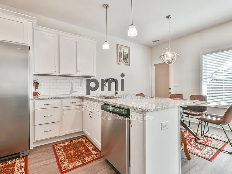 6306 Pine Ridge Point — Photo 12