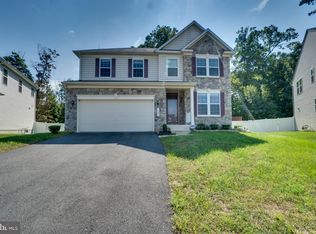 32 Iris Ln, Stafford, VA 22554