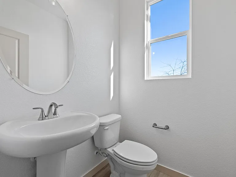 130 Cottage Ct — Photo 13
