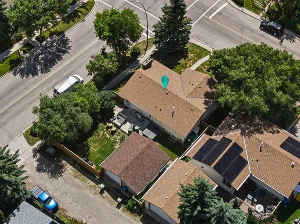 7304 S Silver Springs Rd NW, Calgary, AB T3B 4E6