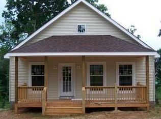 306 Cedar Ave, Farmville, VA