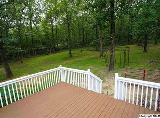 140 Hughes Cir, Laceys Spring, AL 35754