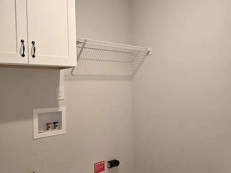 337 Jardon St — Photo 21