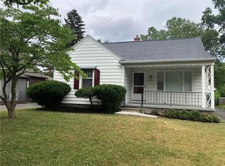 364 Colebourne Rd, Rochester, NY 14609