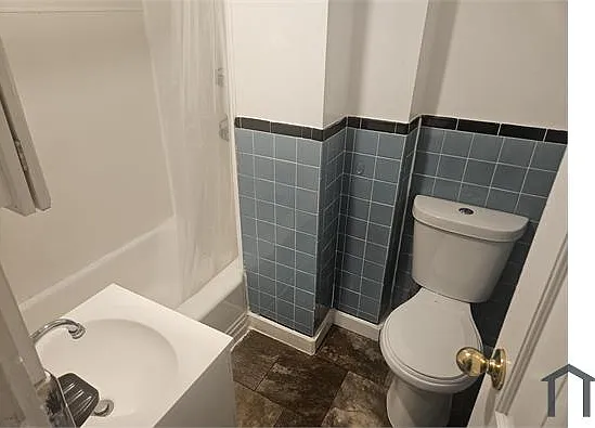 184 Mechanic St #4 — Photo 3