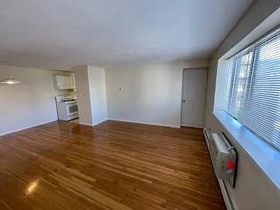 81 Litchfield St #15 — Photo 9