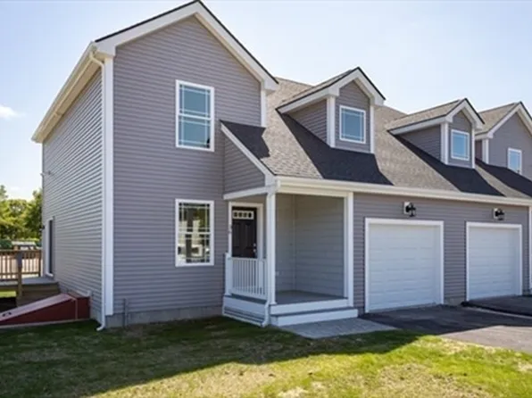 36 Hope St #B, Whitinsville, MA 01588