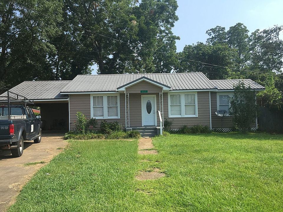 1st image of 667 Horseshoe Dr