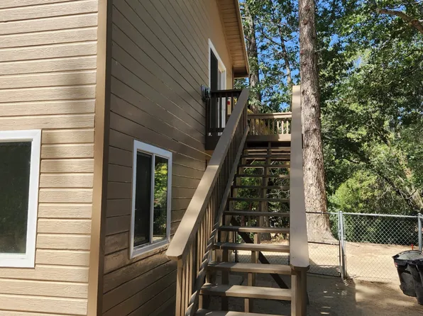 23854 Springwater Rd, Crestline, CA 92325
