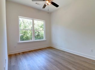 Mount Comfort LLC, Fayetteville, AR 72703