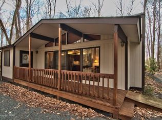 113 Powder Horn Way, Pocono Pines, PA 18350