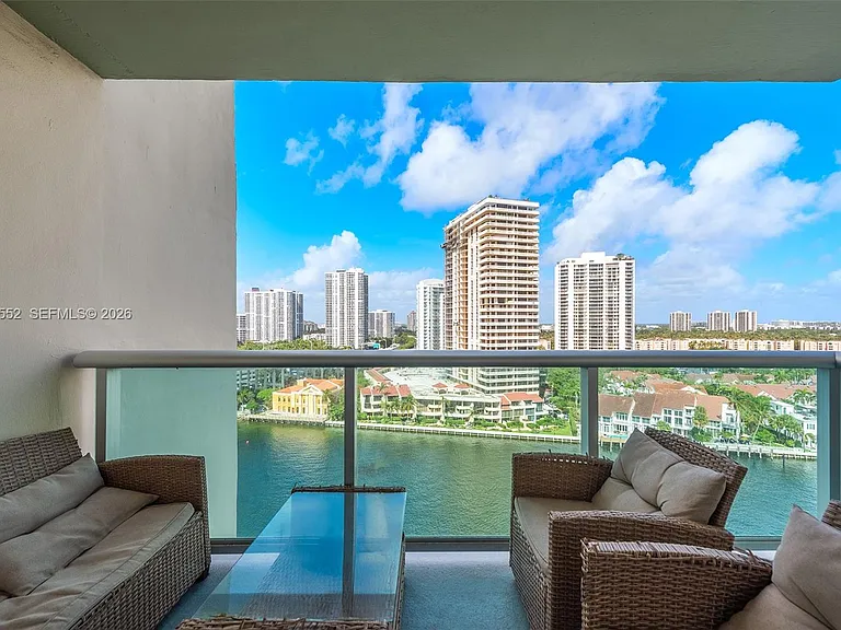 19390 Collins Ave #1519 — Photo 15