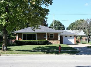 5516 W Rita Dr, West Allis, WI 53219