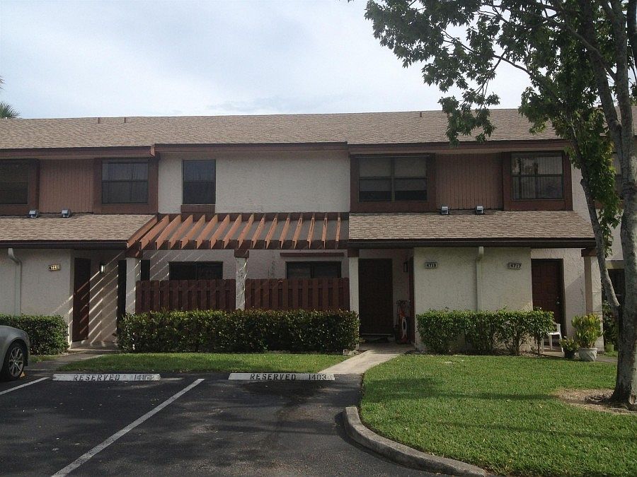 1st image of 4719 NW 82nd Ave #1403