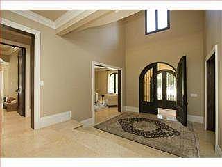 3rd image of 1 Mountain Wood Ln