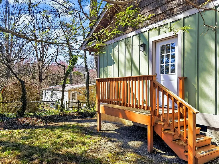 104 Hiawassee Ave — Photo 27