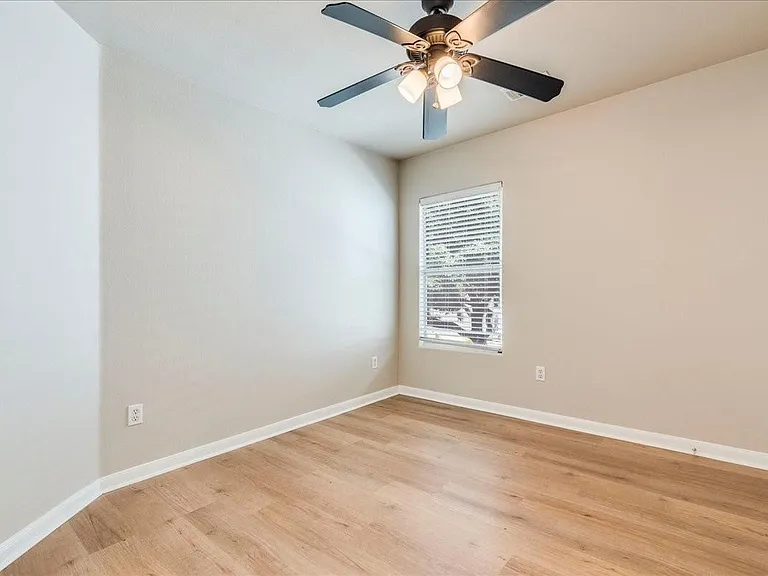 2924 Bond Dr #4C — Photo 22