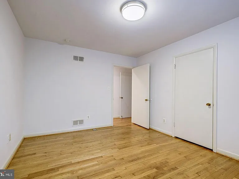 6710 Persimmon Tree Rd — Photo 30