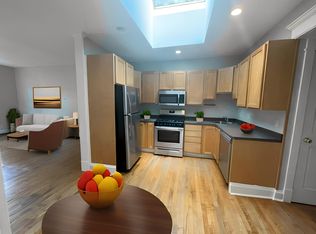 276 Sturgis St, Saint Paul, MN 55102