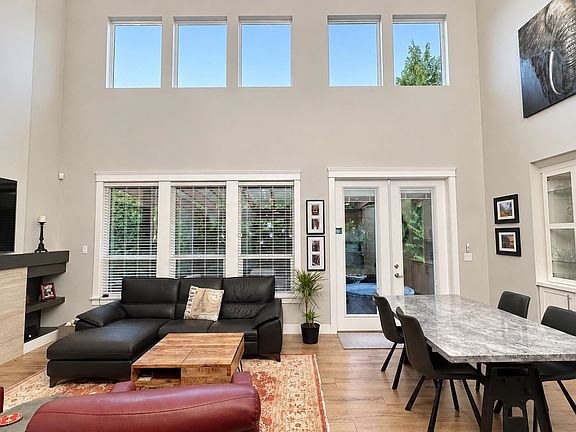 4th image of 7891 211th St #14
