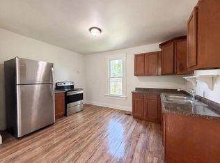 67 W Harrison St, Delaware, OH 43015