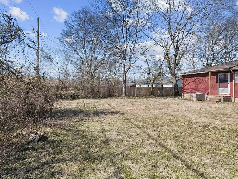 103 Naydonlin Dr — Photo 14