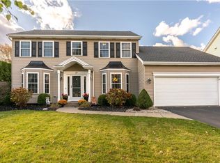 37 Brantley Ct, Getzville, NY 14068