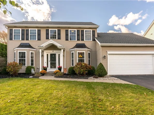 37 Brantley Ct, Getzville, NY 14068