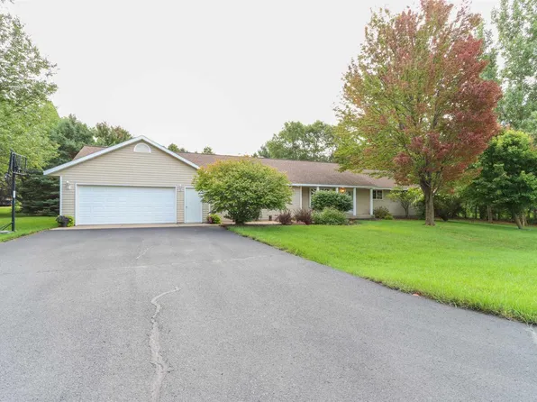 1185 CUSTER SQUARE, Stevens Point, WI 54482