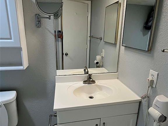 5th image of 2700 Coconut Bay Ln #2700423-2C