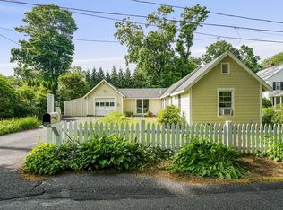 9 Lovers Ln, Duxbury, MA 02332