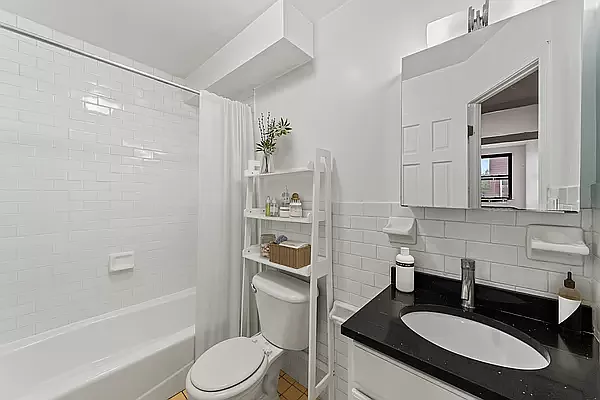 Rented by Vector New York, LLC | media 14