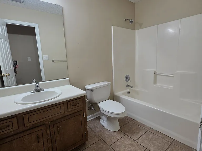 106 Augusta Ct #A — Photo 7