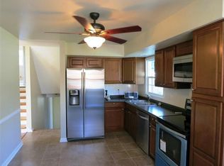 1645 Harrogate Rd, Lexington, KY 40505