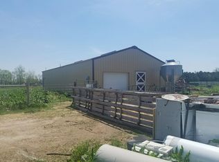 909 E Eilenstine Rd, Grand Island, NE 68801
