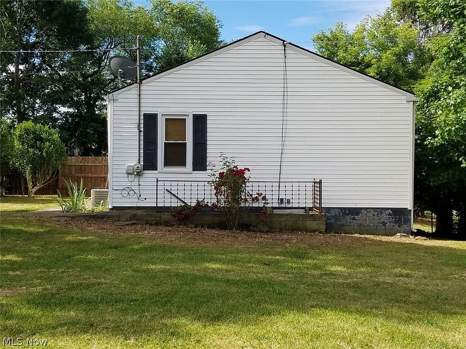 2070 Battlesburg St SW, East Sparta, OH 44626 Zillow