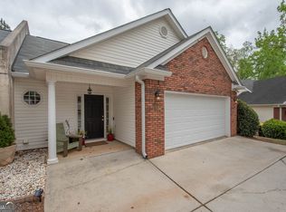 15 Stony Oak Dr, Newnan, GA 30263