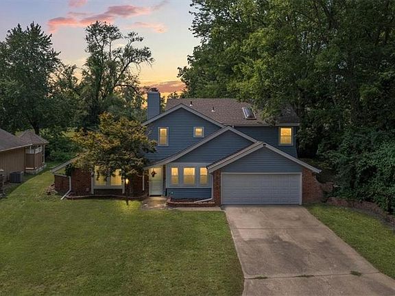 2nd image of 8810 Ditzler Ave