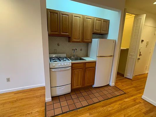 Rented by J & L Holding Corporation | media 14