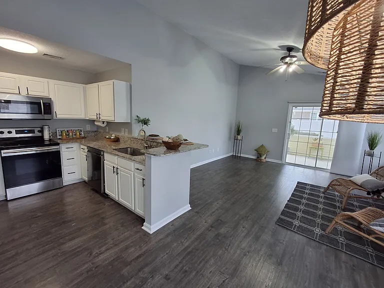 4735 Southgate Pkwy — Photo 5