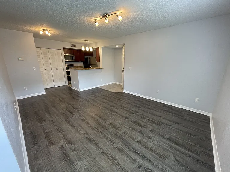5128 Conroy Rd #713 — Photo 8