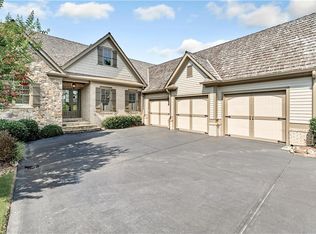 194 Blue Heron Blf, Dawsonville, GA 30534