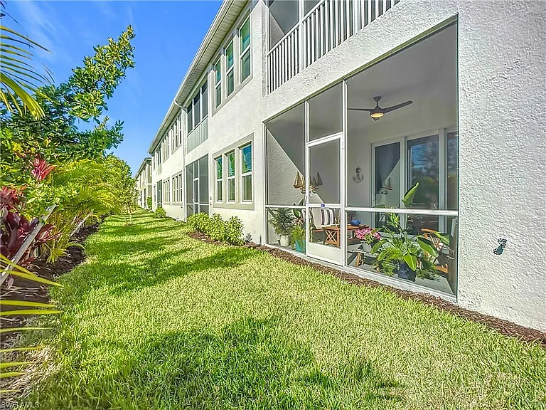 4664 Arboretum Cir #101 — Photo 43