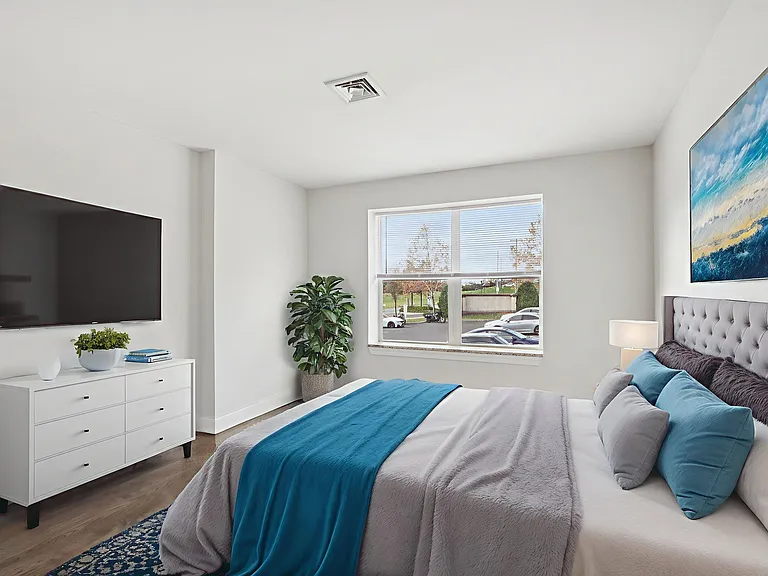 Summit Ridge Luxury Apartments — Photo 75