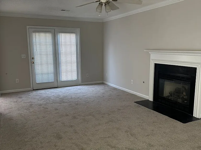 995 Biloxi Ave — Photo 3