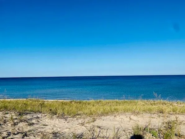 Lotbetween 3&4thst Portagepoin Dr, Onekama, MI 49675