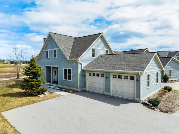 5228 Cobblestone Cir #17, Egg Harbor, WI 54209