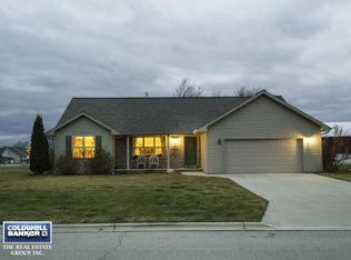 3998 N Parker Way, De Pere, WI 54115