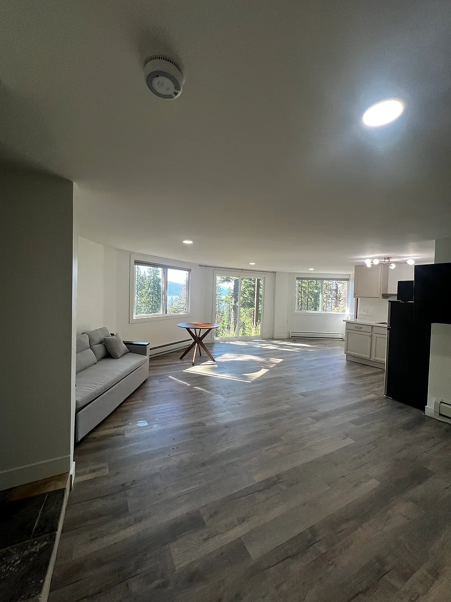 Building Photo - 593 Tyner Way