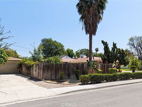 5th image of 3725 Tahoe Ct